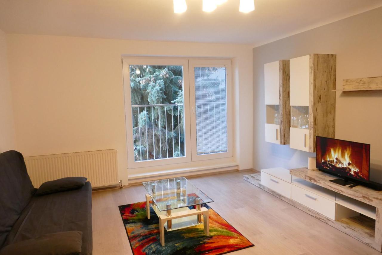 Modern And Light 2-Room Apartment Вена Экстерьер фото