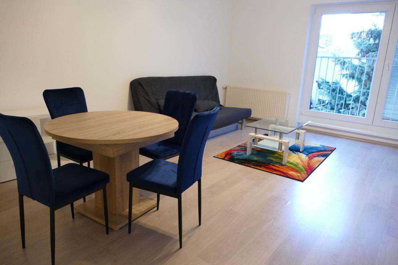 Modern And Light 2-Room Apartment Вена Экстерьер фото