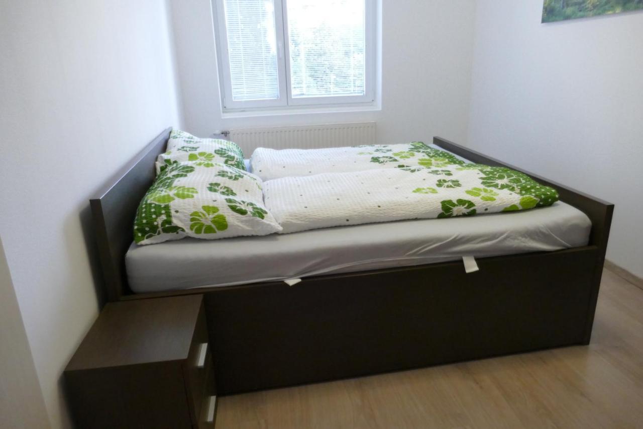 Modern And Light 2-Room Apartment Вена Экстерьер фото