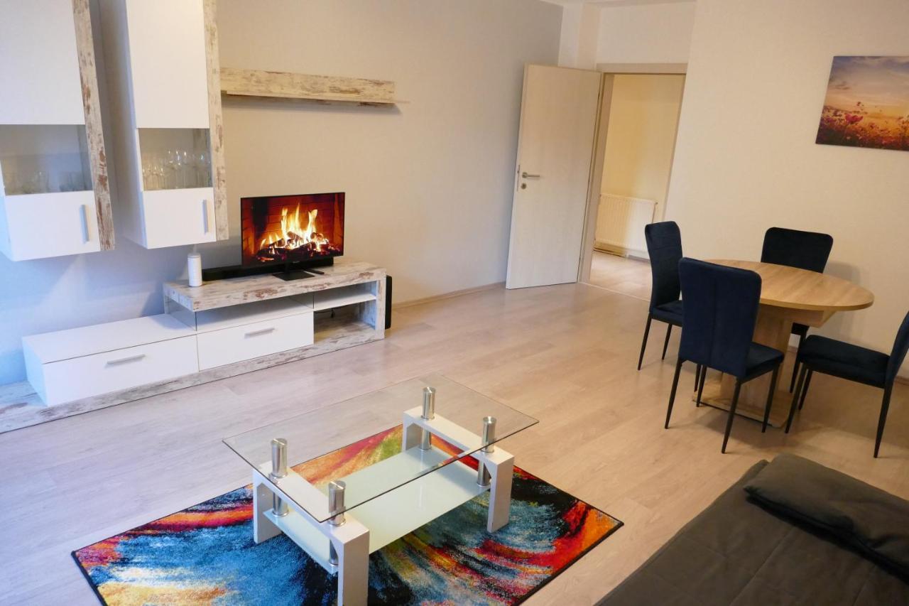 Modern And Light 2-Room Apartment Вена Экстерьер фото